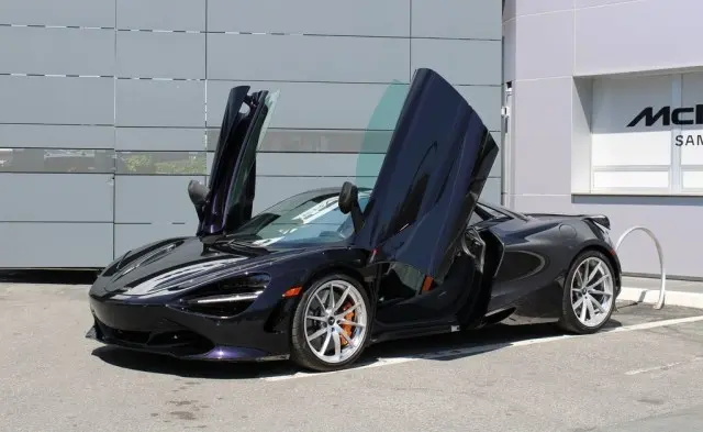 2022 McLaren 720S Spider