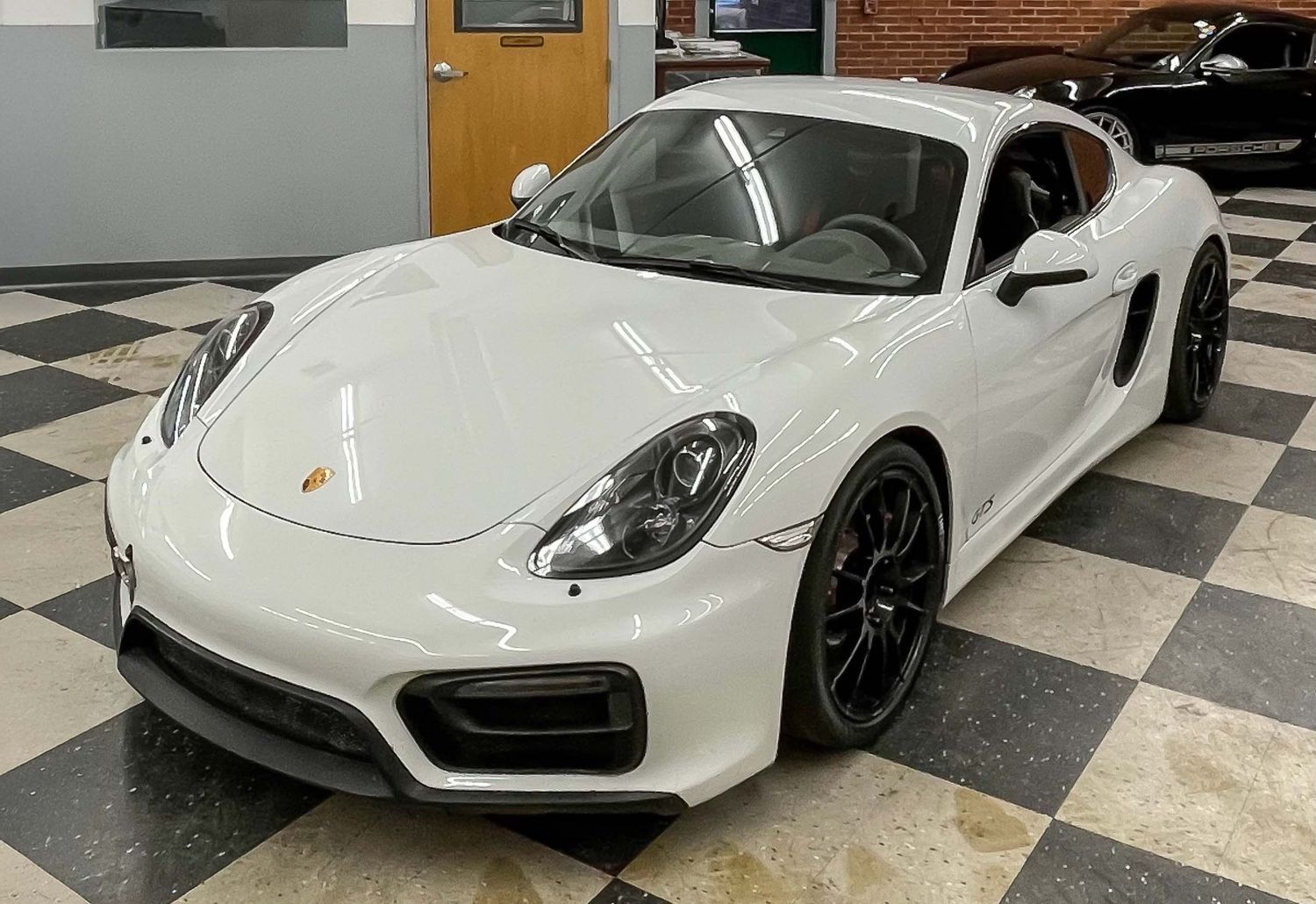 2015 Porsche Cayman GTS