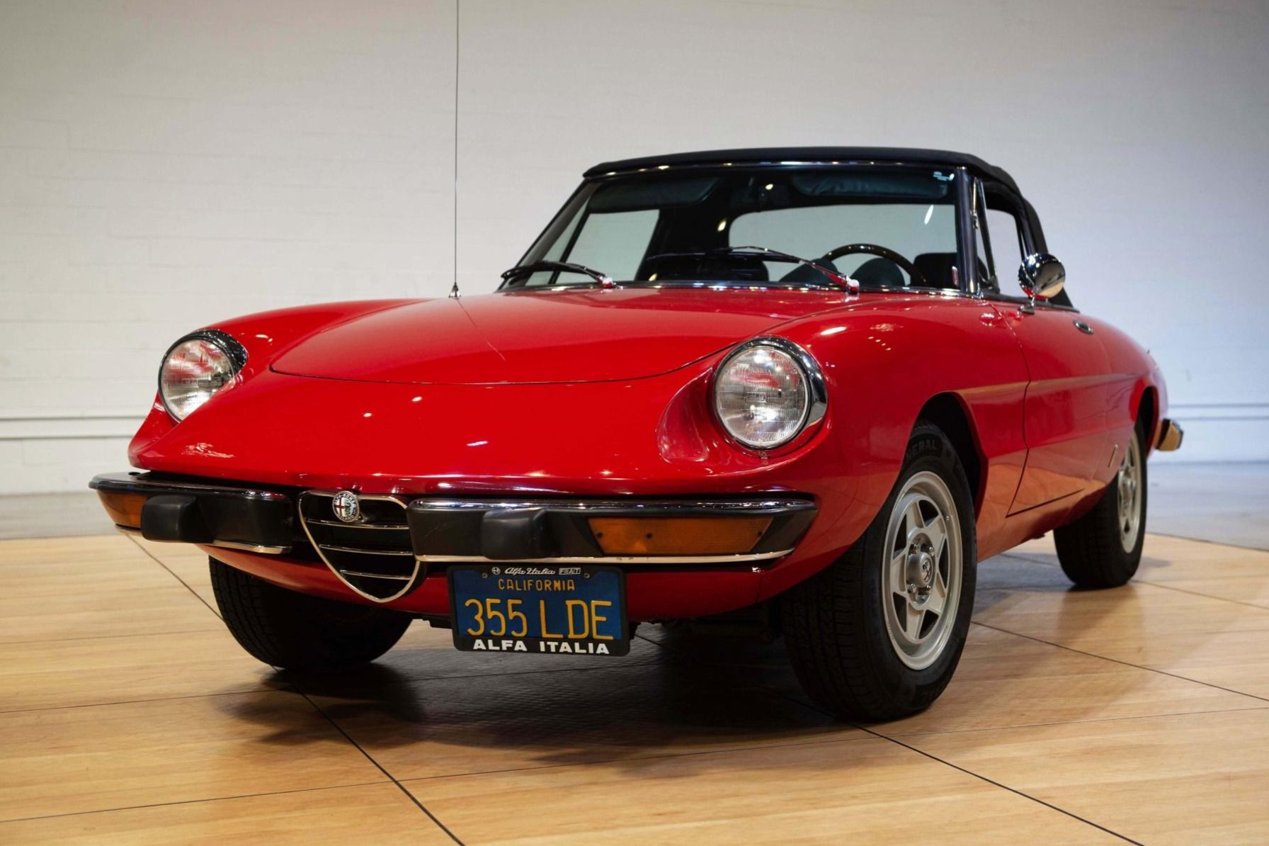 1973 Alfa Romeo 105 Series Spider
