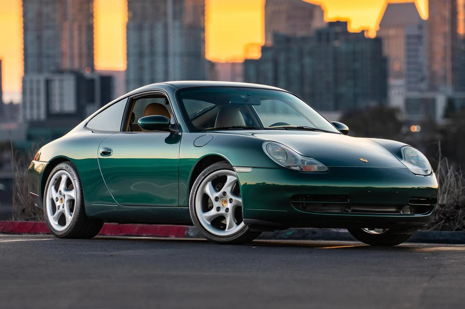 2000 Porsche 911 Carrera