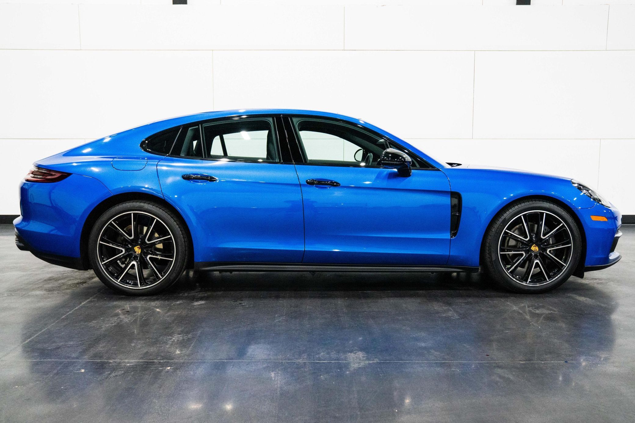 2018 Porsche Panamera 4