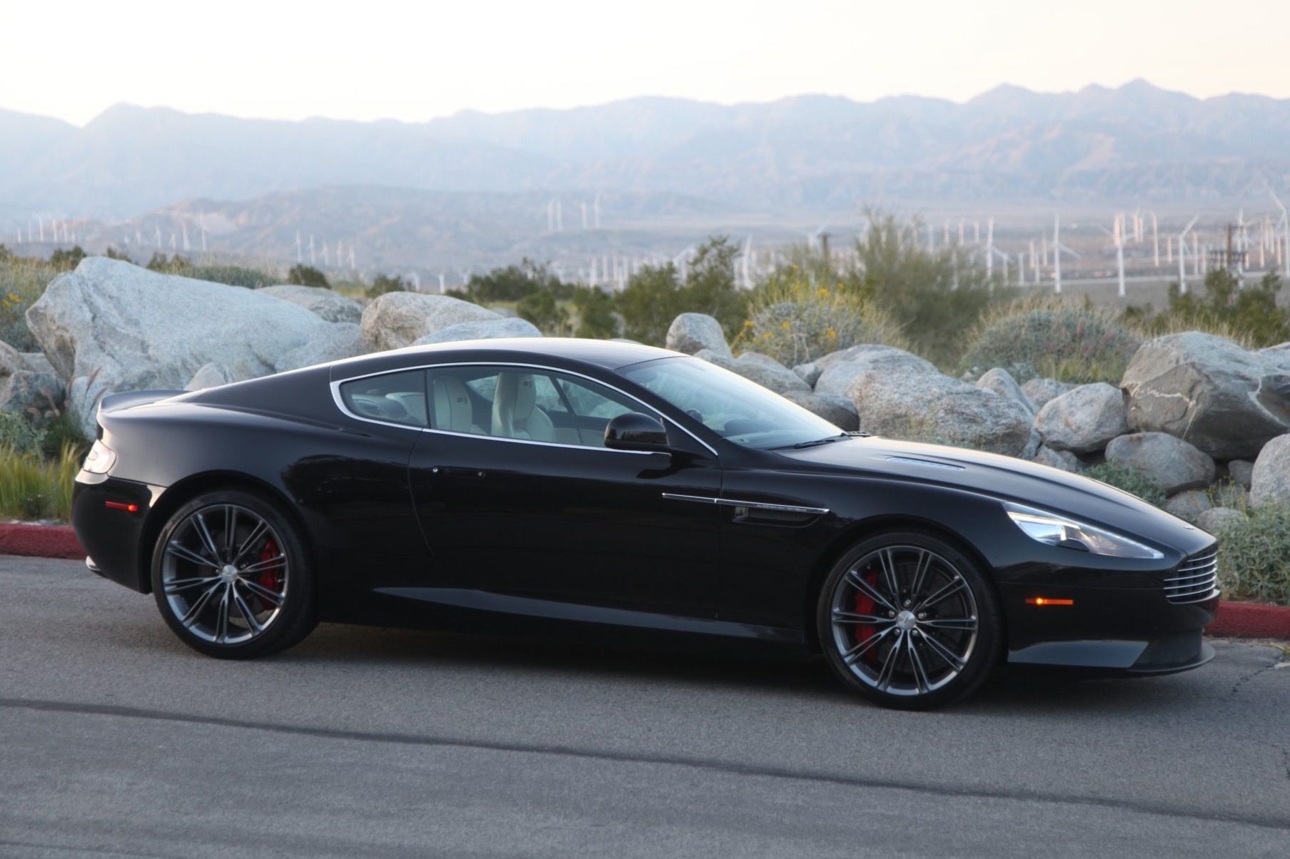 2015 Aston Martin DB9 Coupe