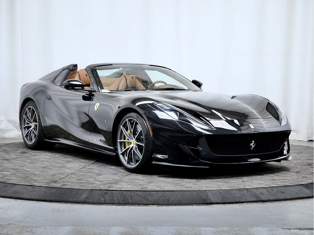 2022 Ferrari 812 GTS