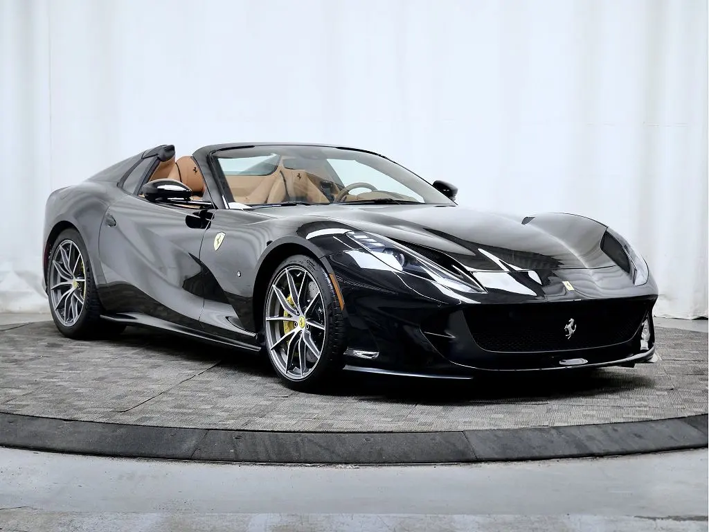 2022 Ferrari 812 GTS