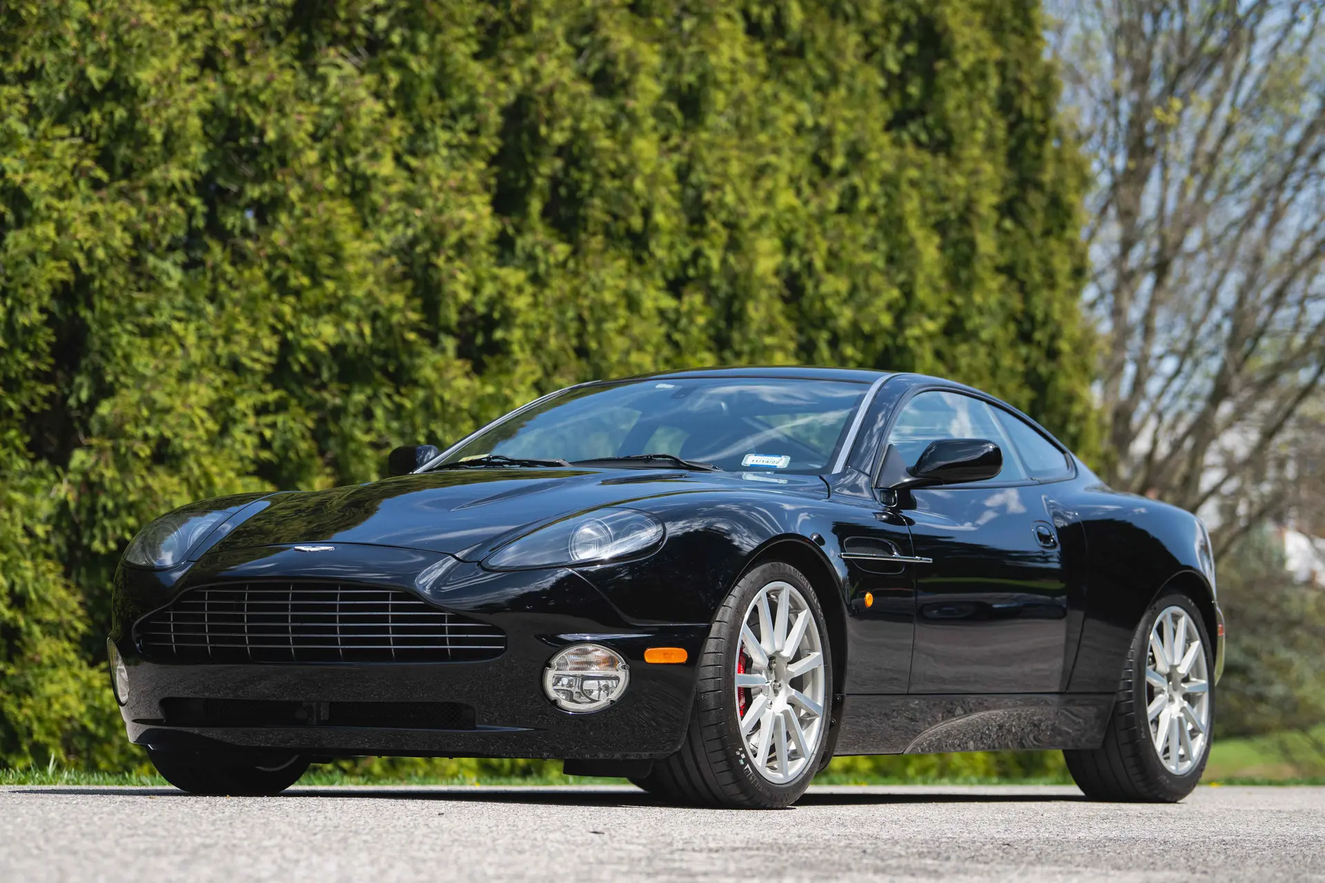 2005 Aston Martin Vanquish V12 Vanquish
