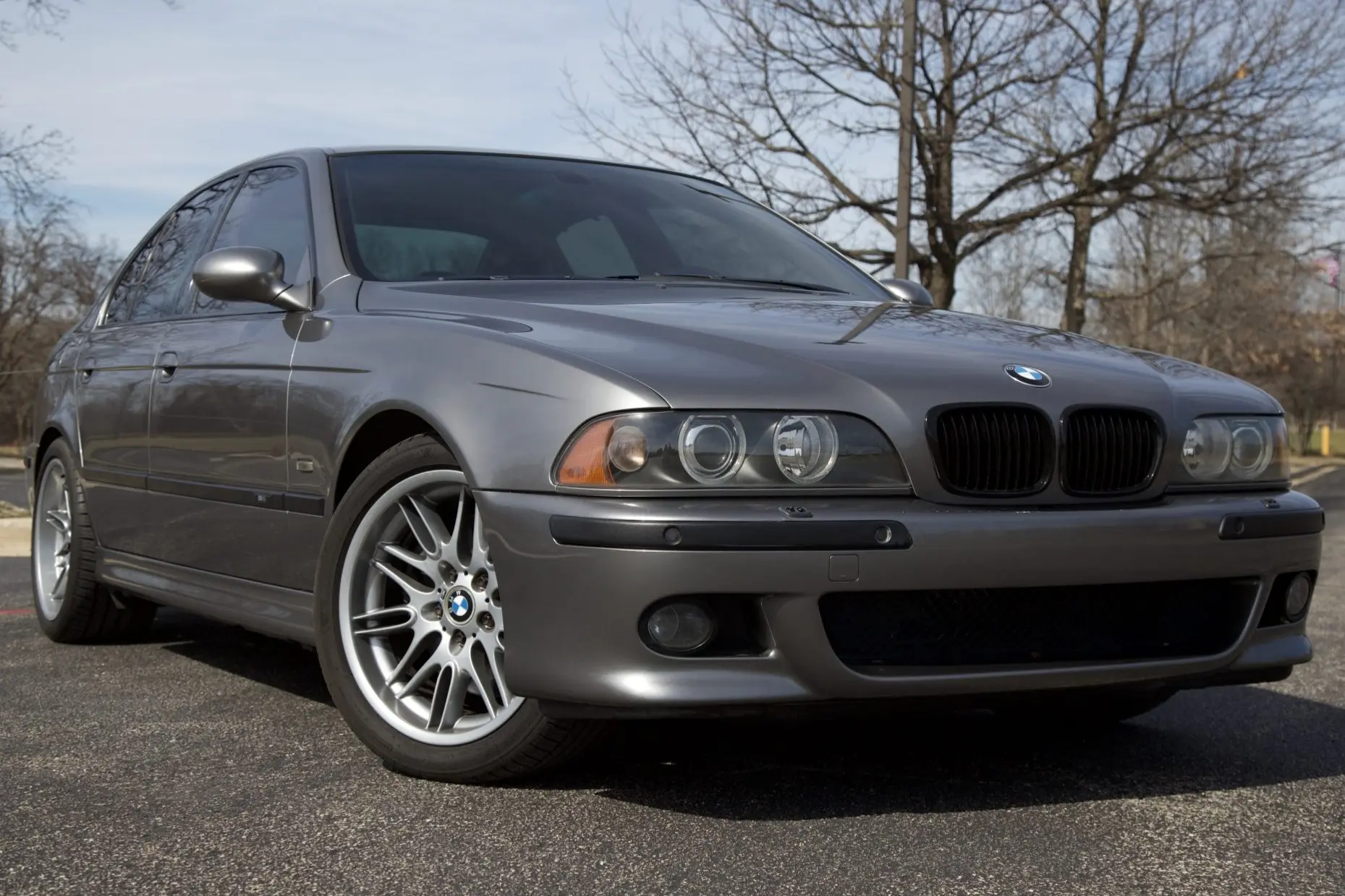 2002 BMW M5