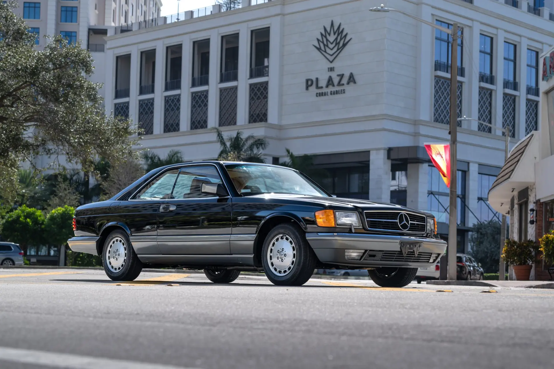 1987 Mercedes-Benz SL-Class 560SL