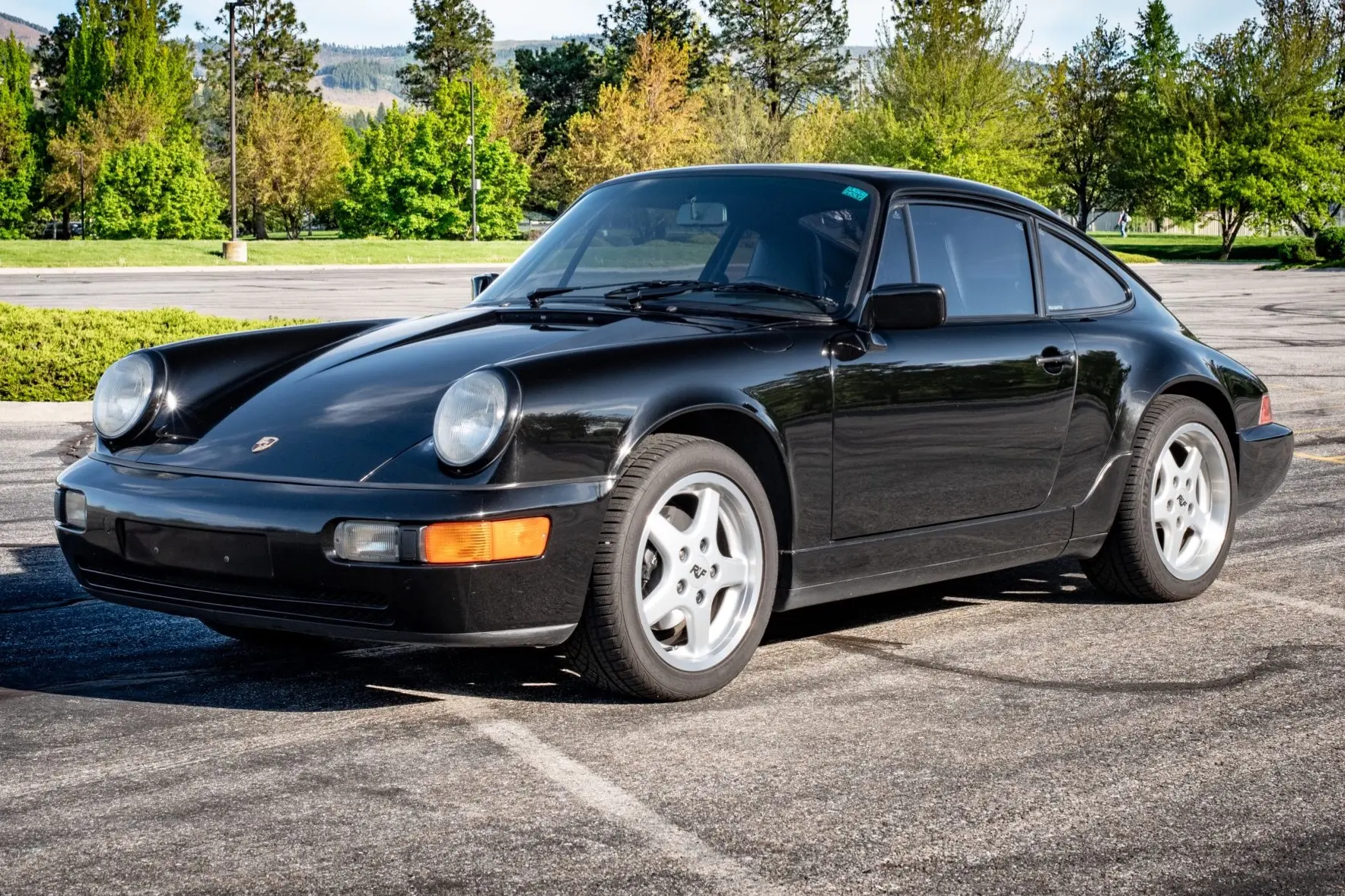 1991 Porsche 911 Carrera 2