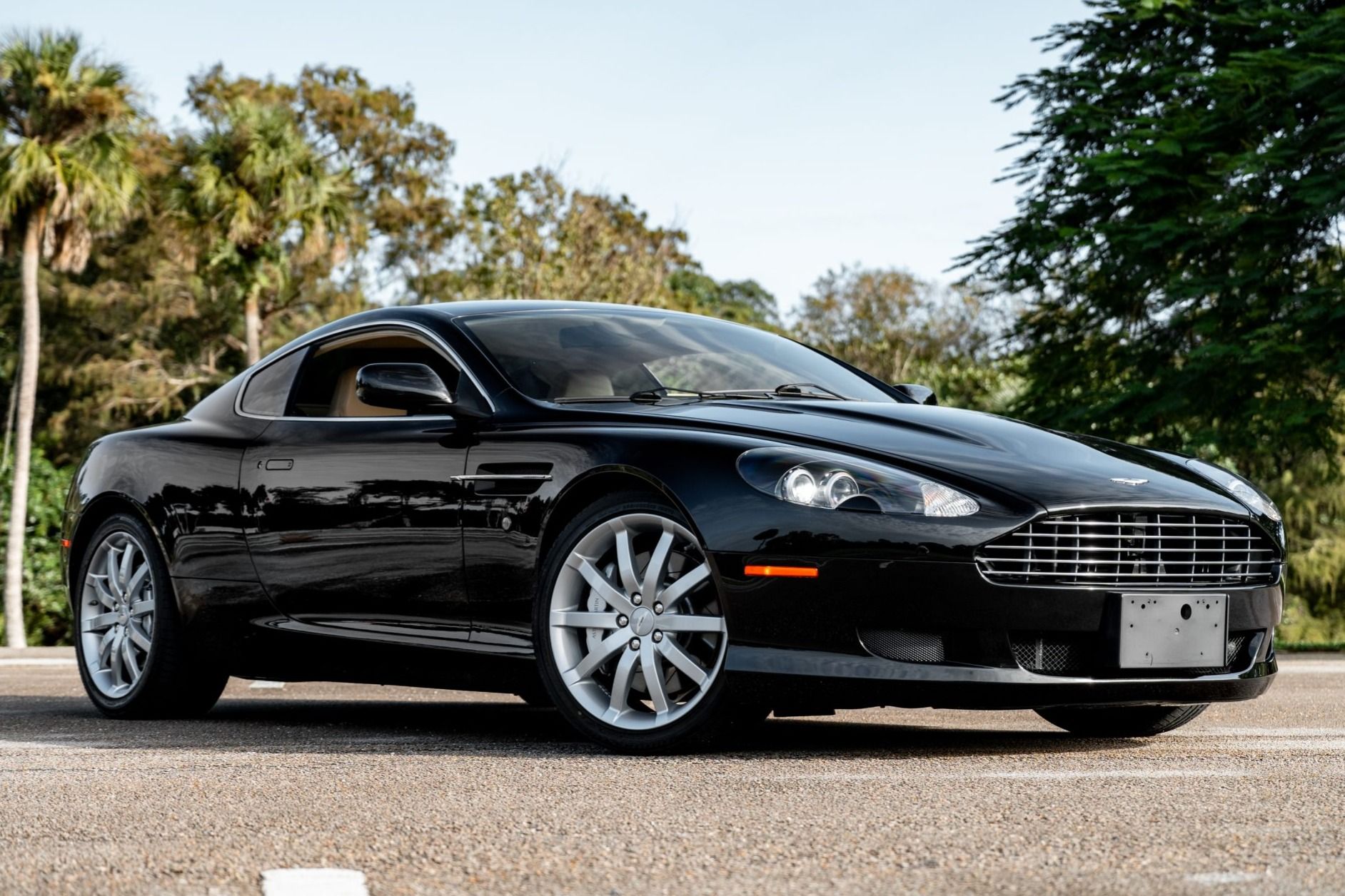 2005 Aston Martin DB9 Coupe