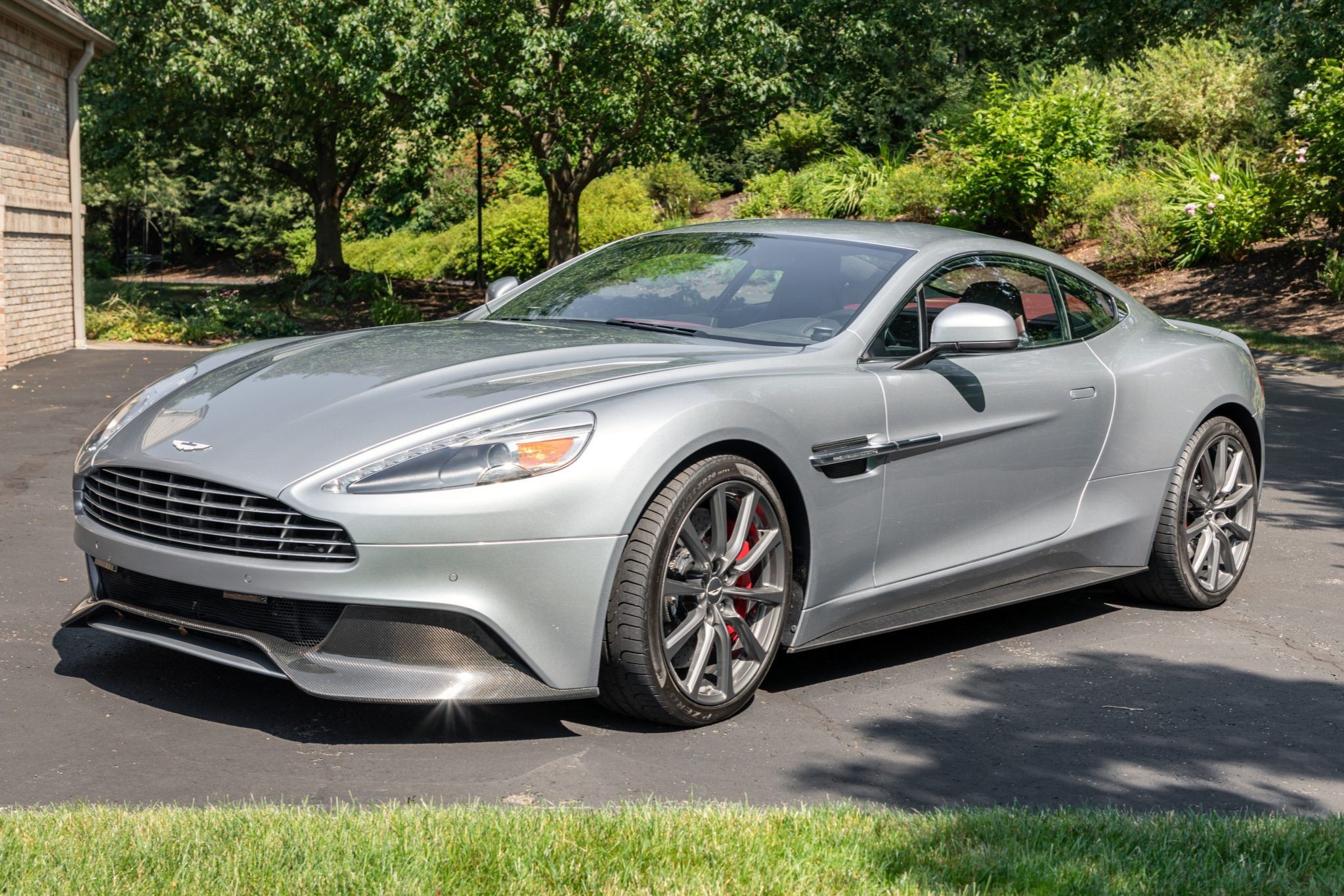 2014 Aston Martin Vanquish Coupe
