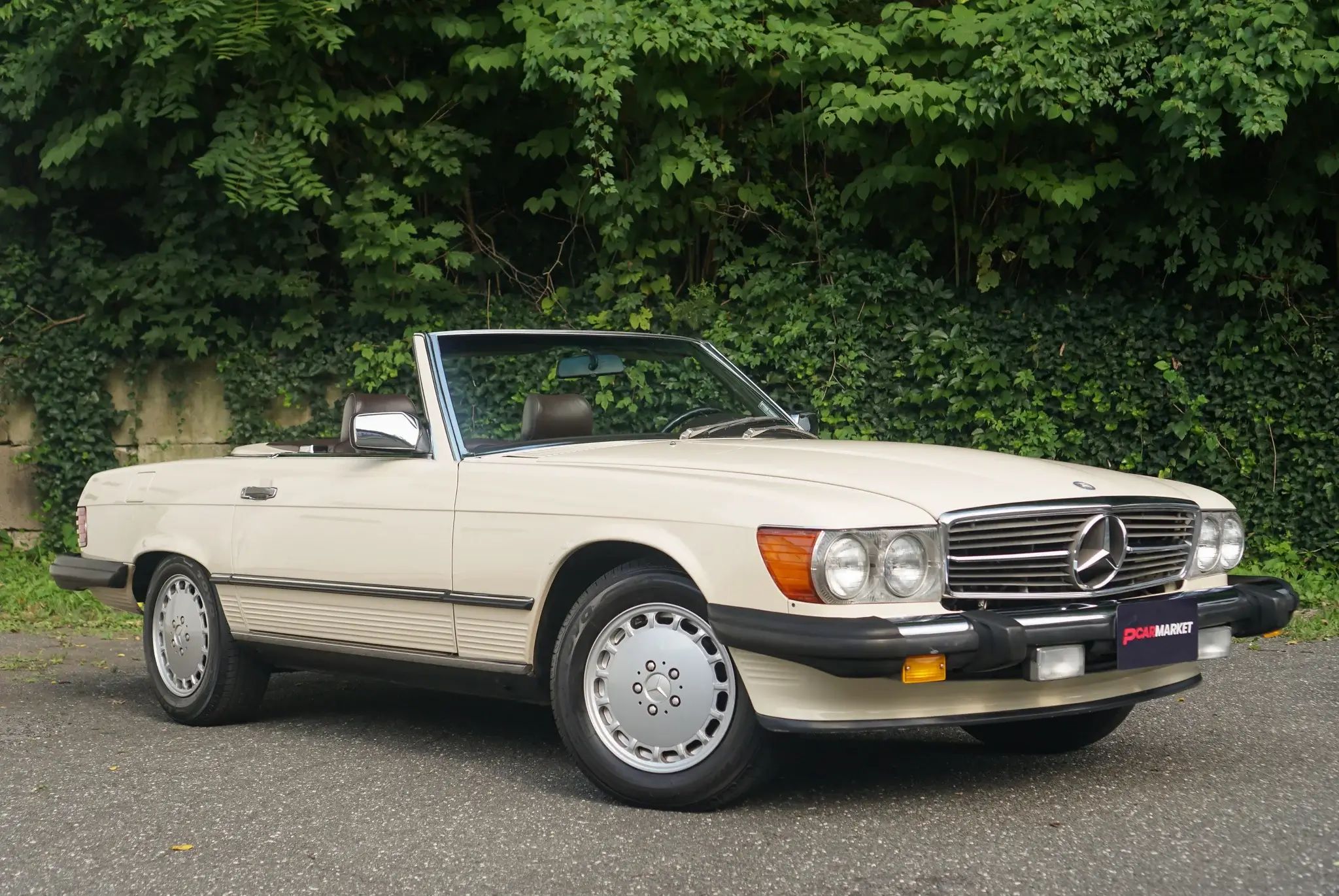 1989 Mercedes-Benz SL-Class 560SL
