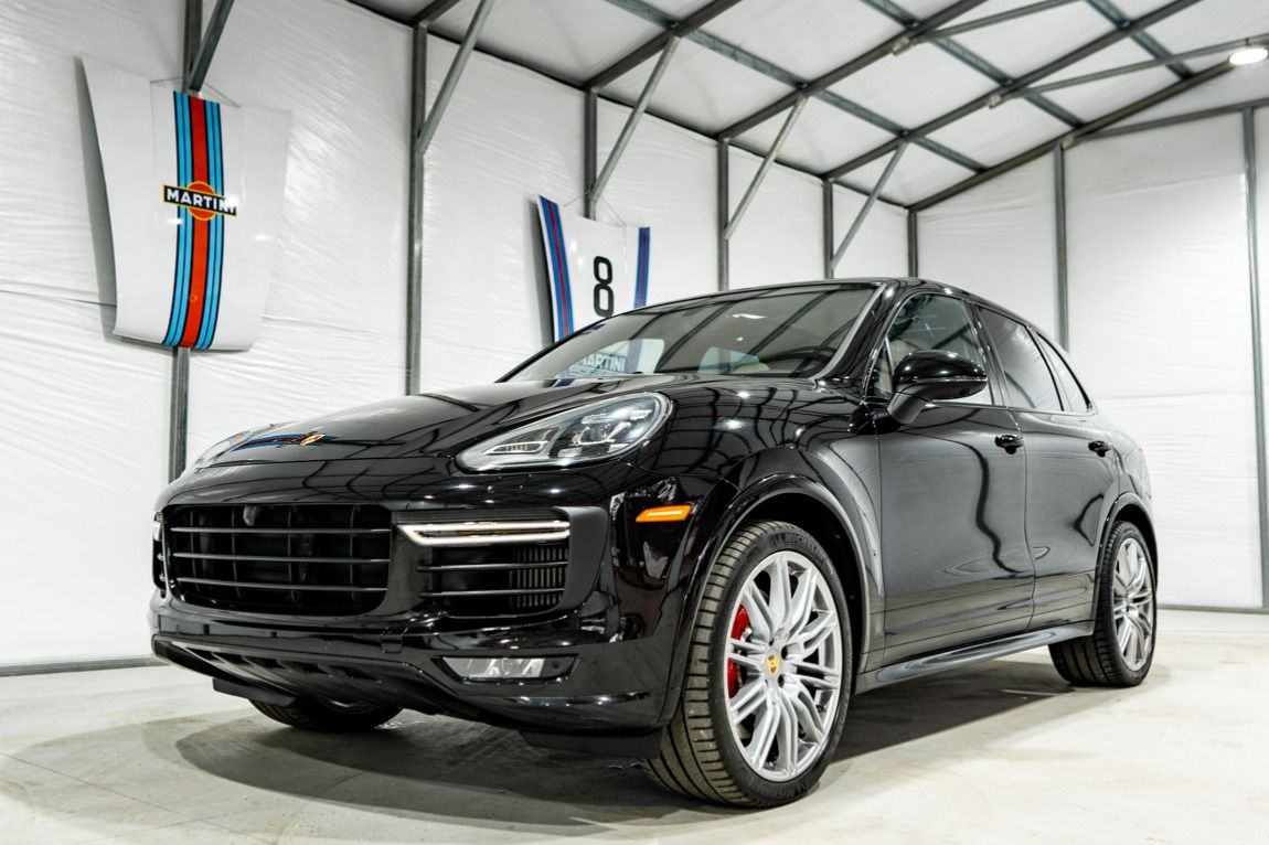 2017 Porsche Cayenne GTS