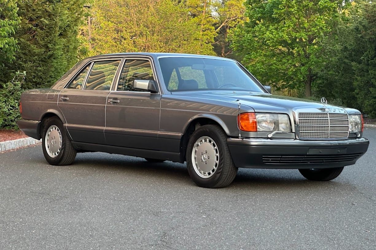 1989 Mercedes-Benz S-Class