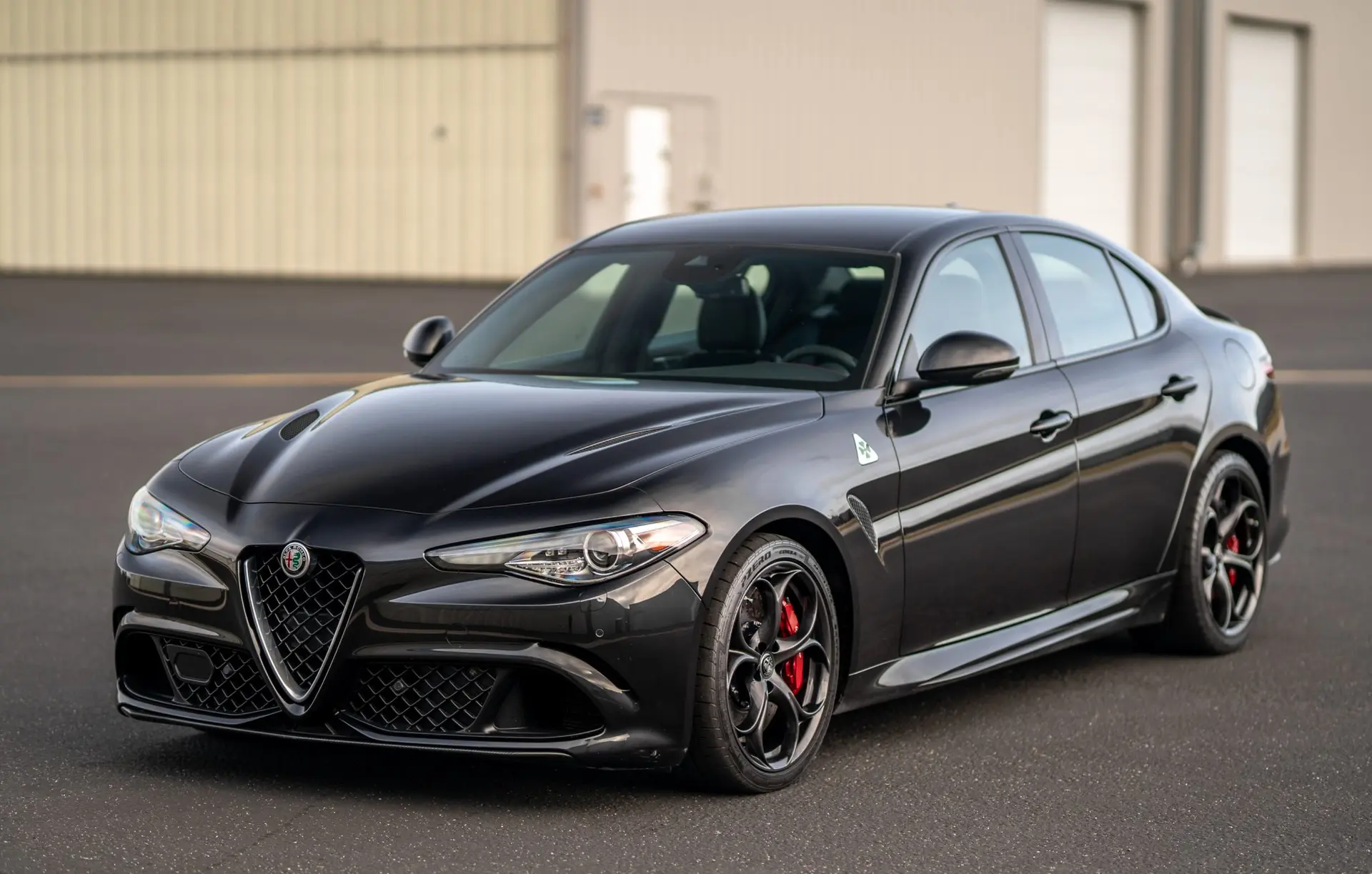 2017 Alfa Romeo Giulia Quadrifoglio
