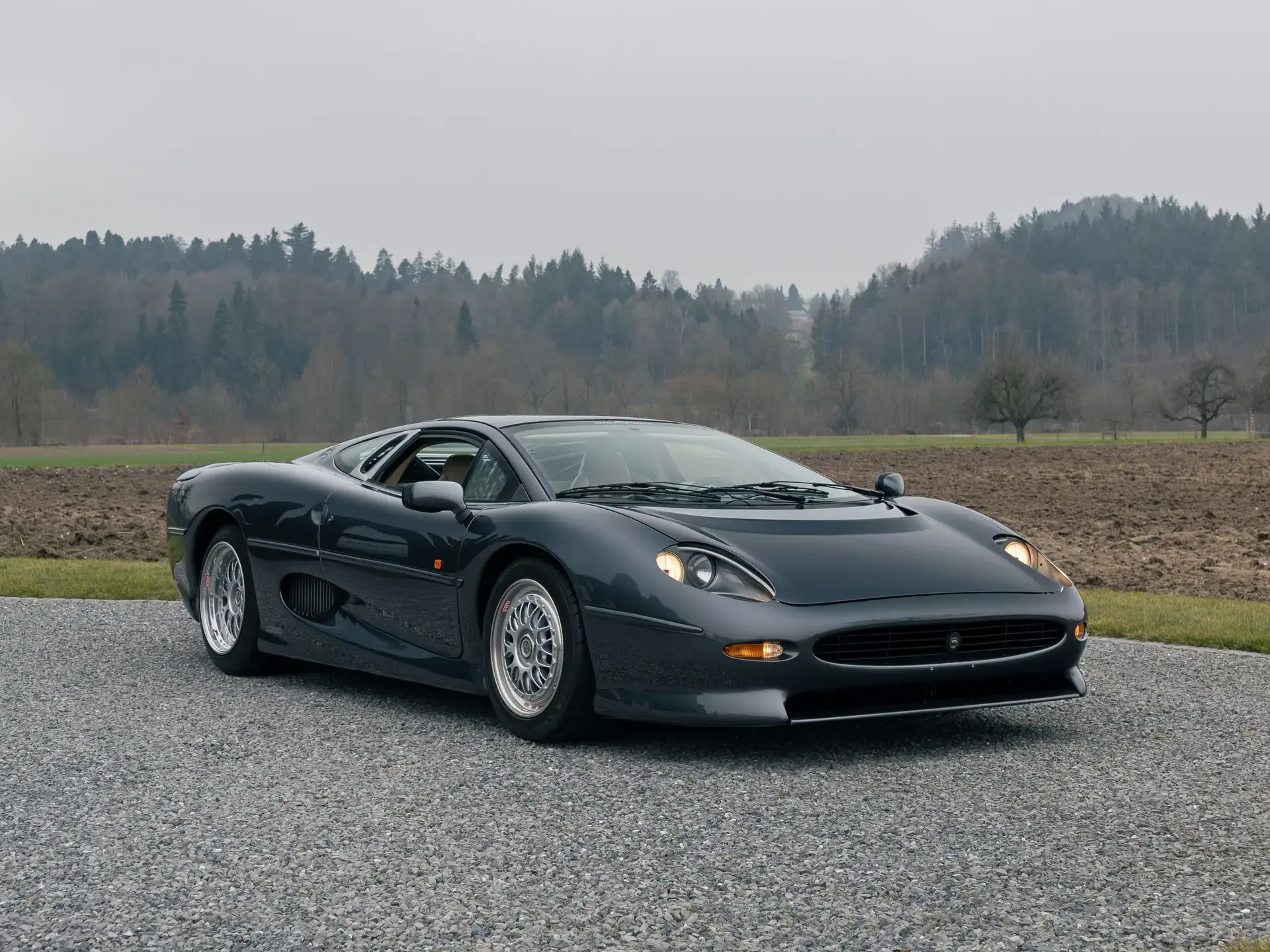1993 Jaguar XJ220