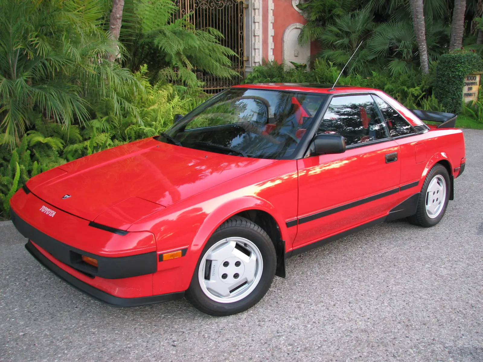1985 Toyota MR2