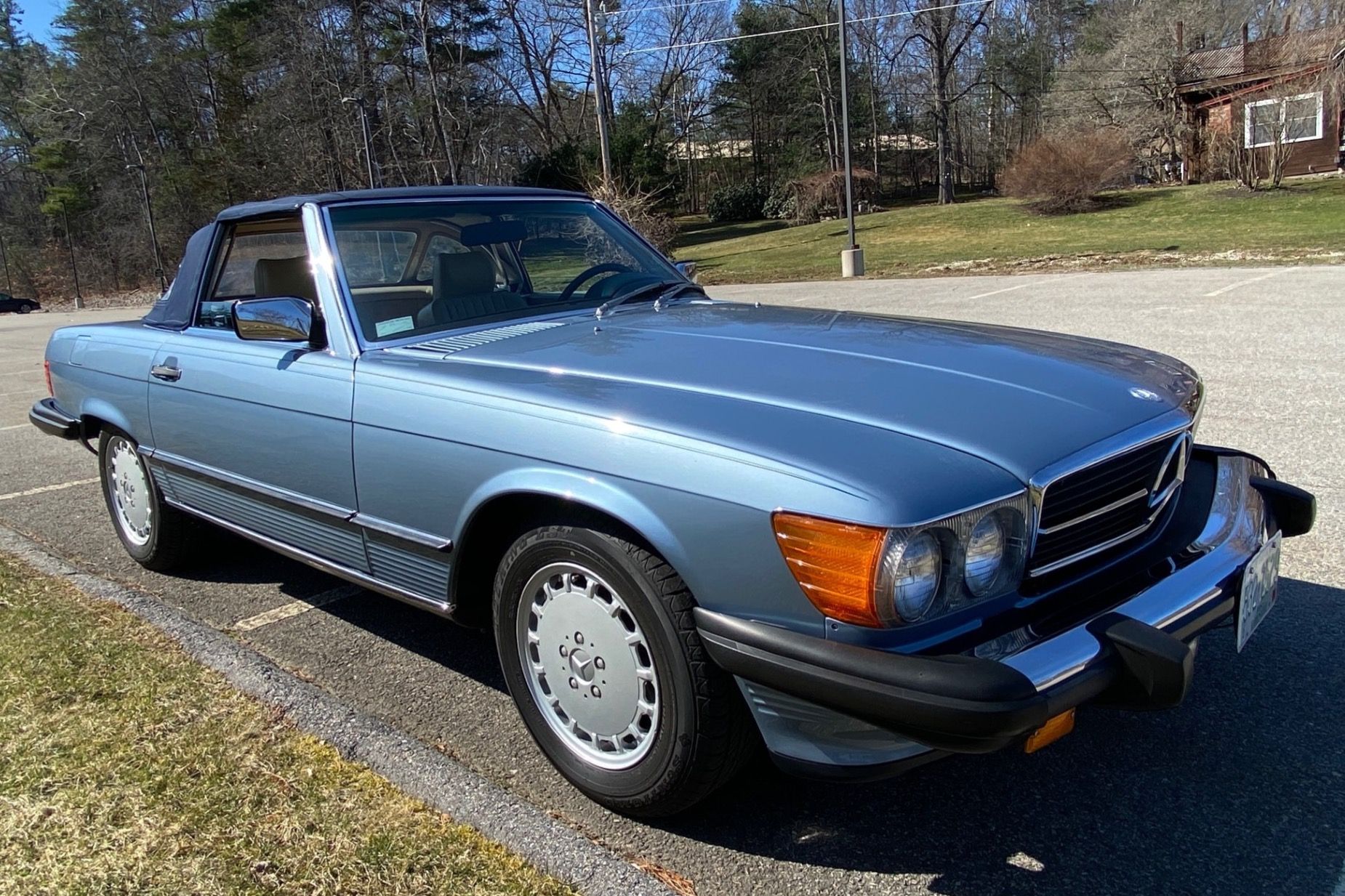 1987 Mercedes-Benz SL-Class 560SL