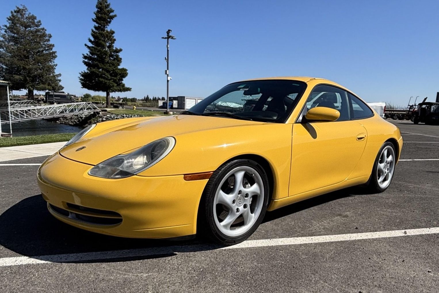 1999 Porsche 911 Carrera 4
