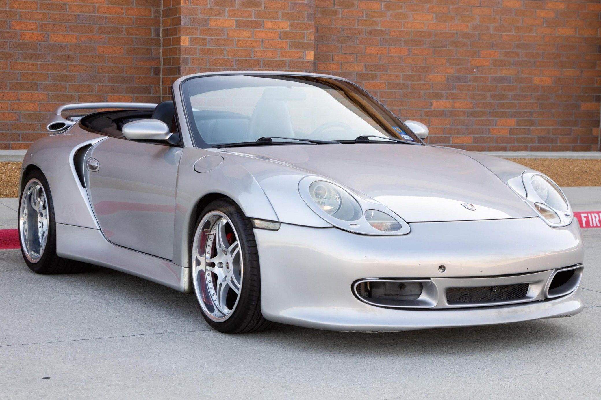 2001 Porsche 911 Carrera Cabriolet
