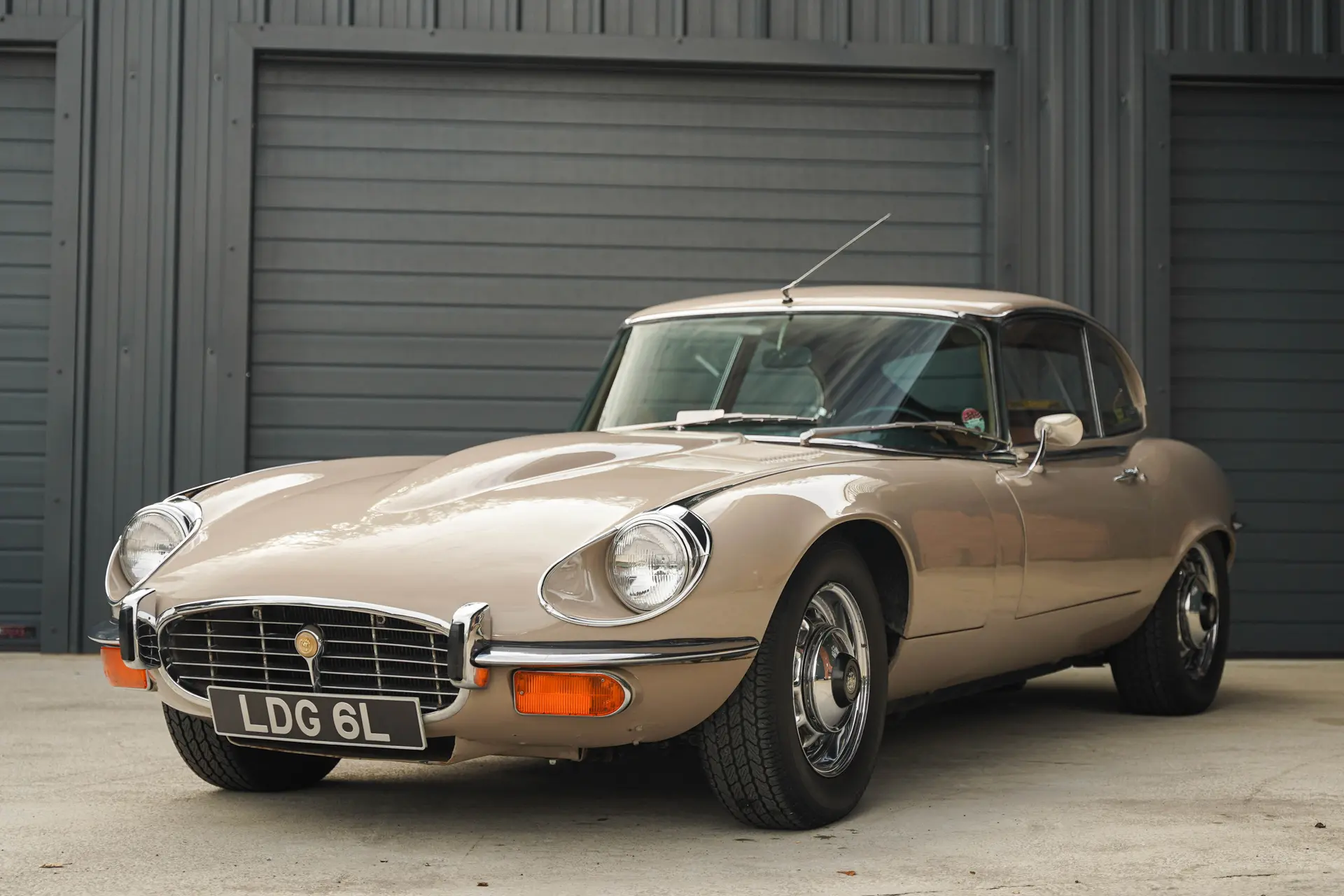 1972 Jaguar E-Type V12 2+2