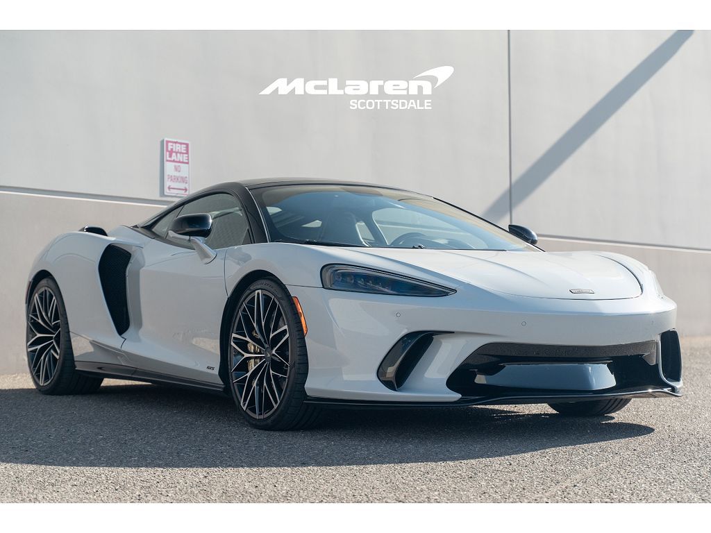 2025 McLaren GTS Coupe