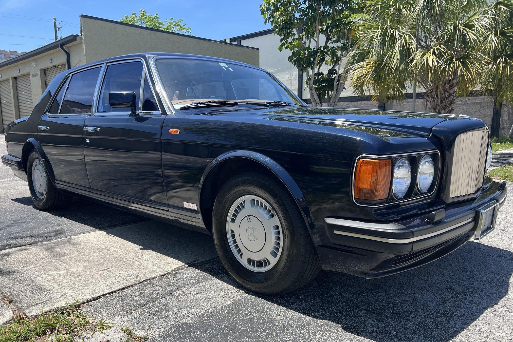 1990 Bentley Turbo R Saloon