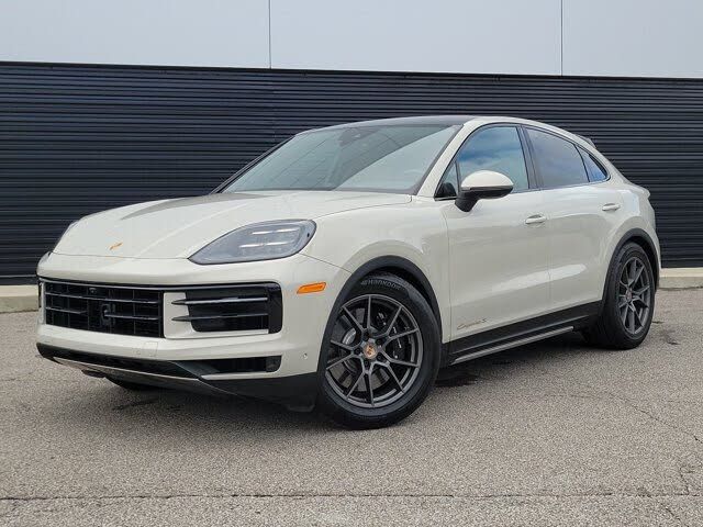 2025 Porsche Cayenne S