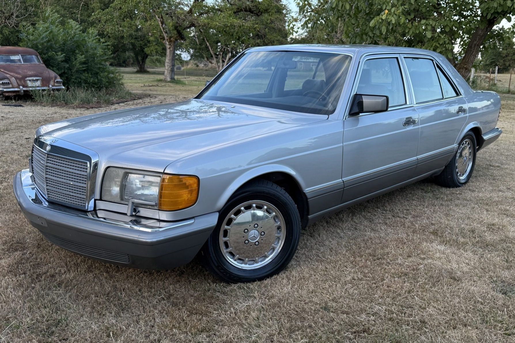1988 Mercedes-Benz S-Class