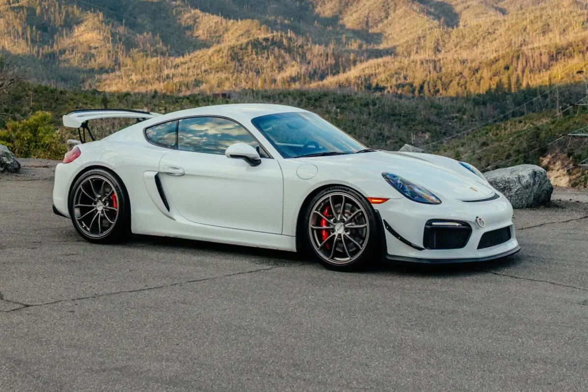 2016 Porsche Cayman GT4
