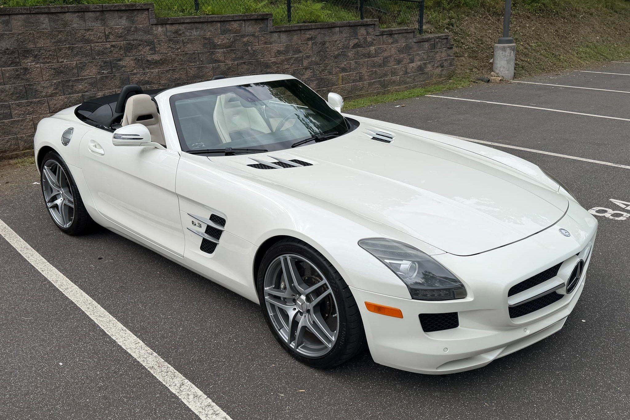 2012 Mercedes-Benz SLS AMG AMG