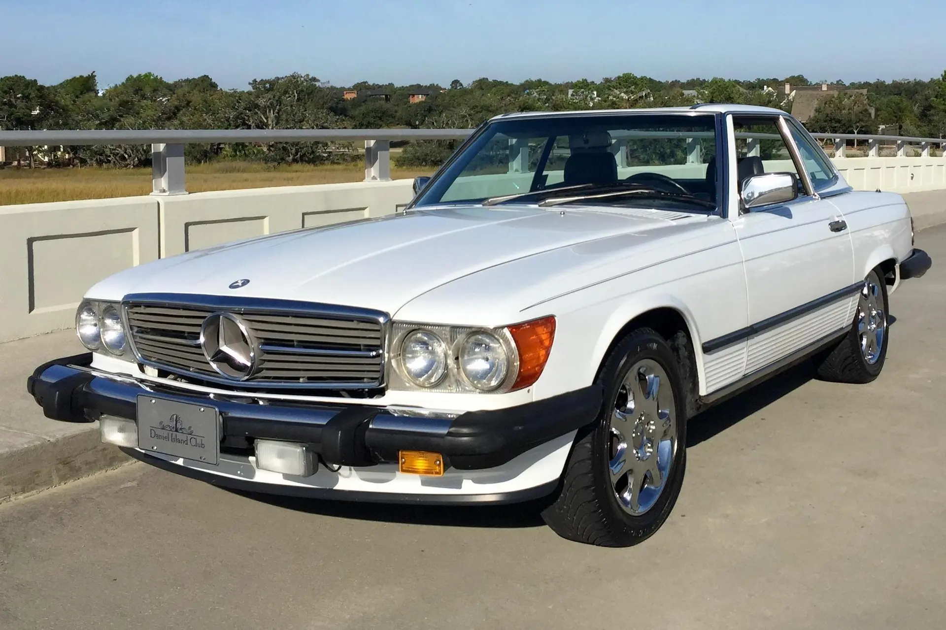 1989 Mercedes-Benz SL-Class 560SL