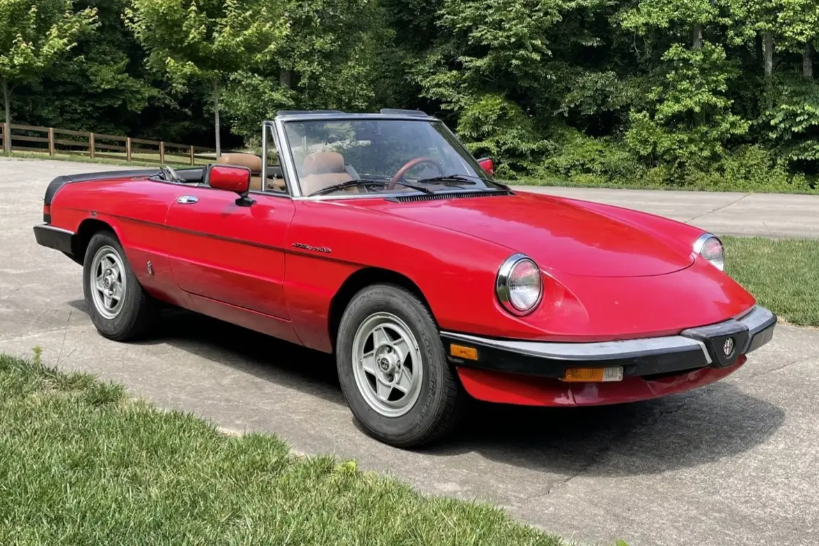 1984 Alfa Romeo 105 Series Spider