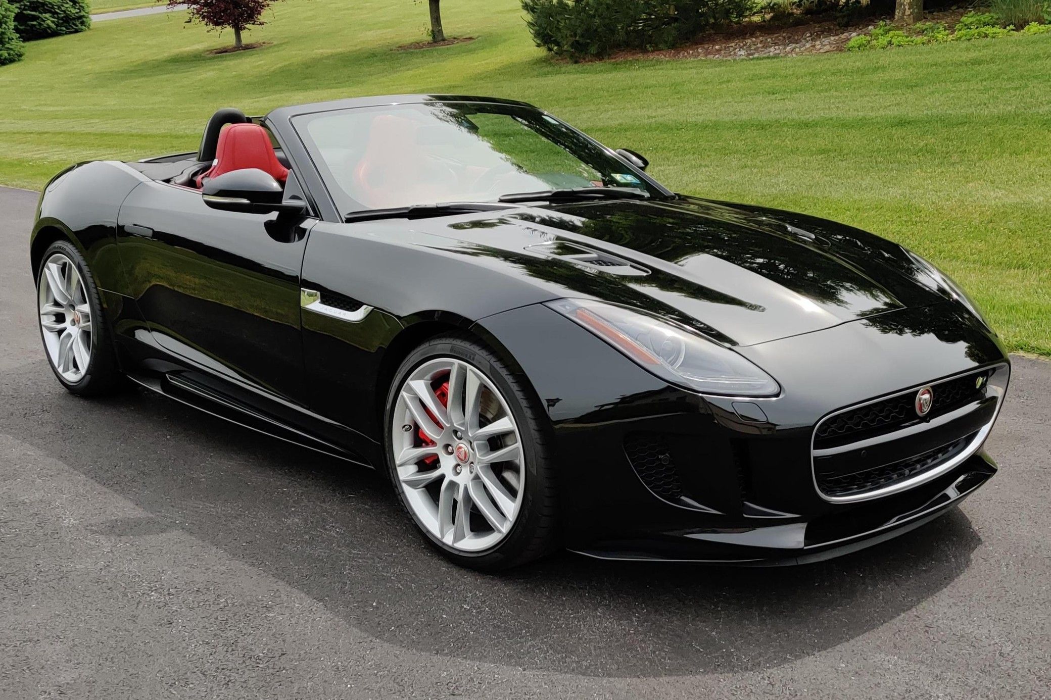 2016 Jaguar F-Type R Convertible