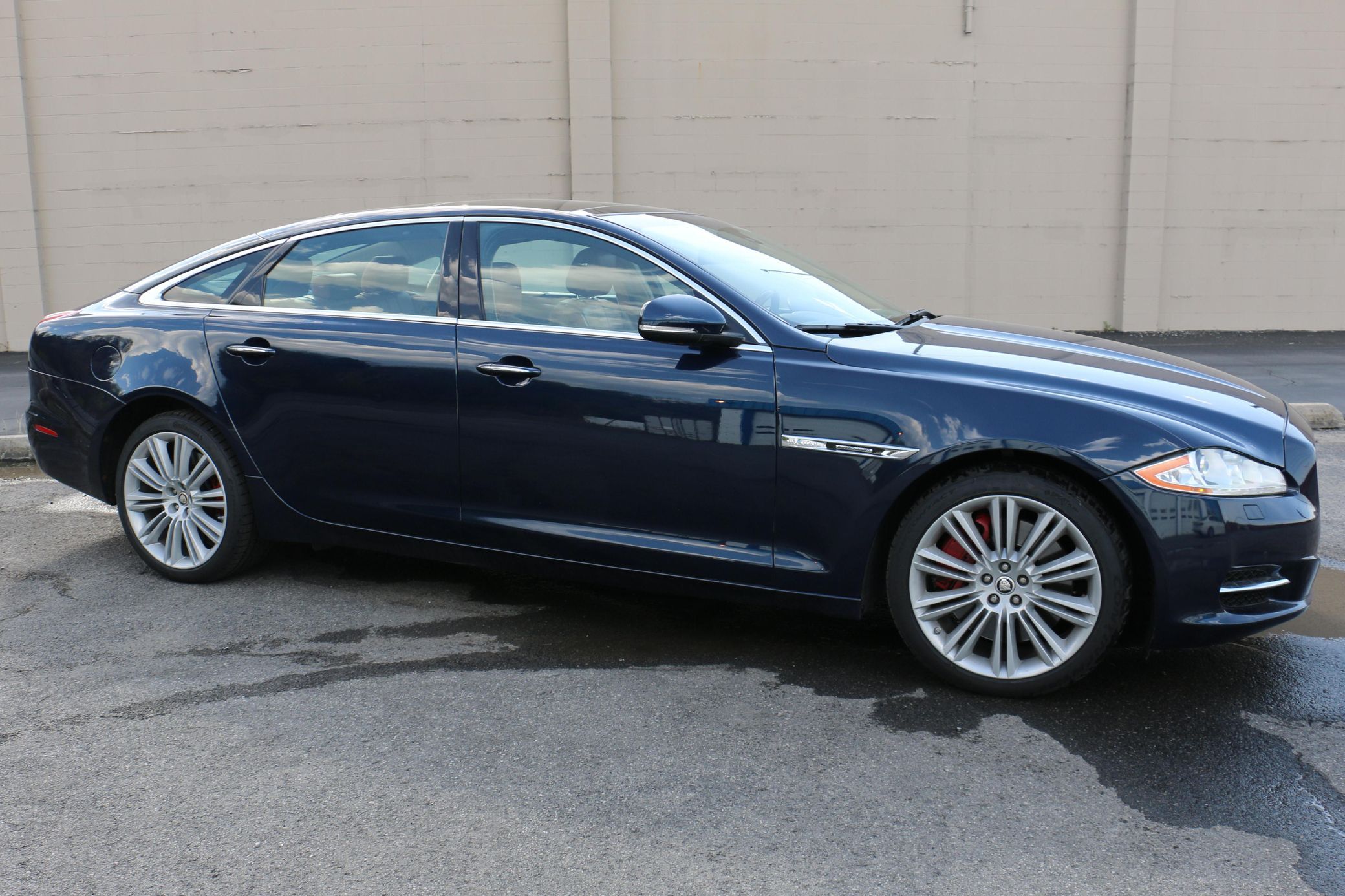 2011 Jaguar XJ