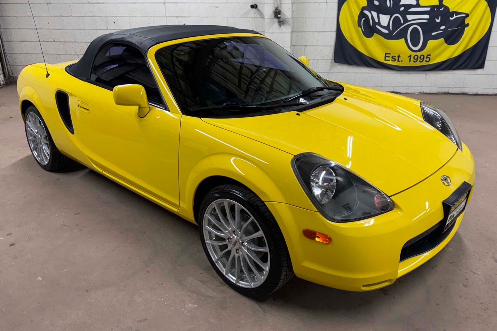 2001 Toyota MR2 Spyder
