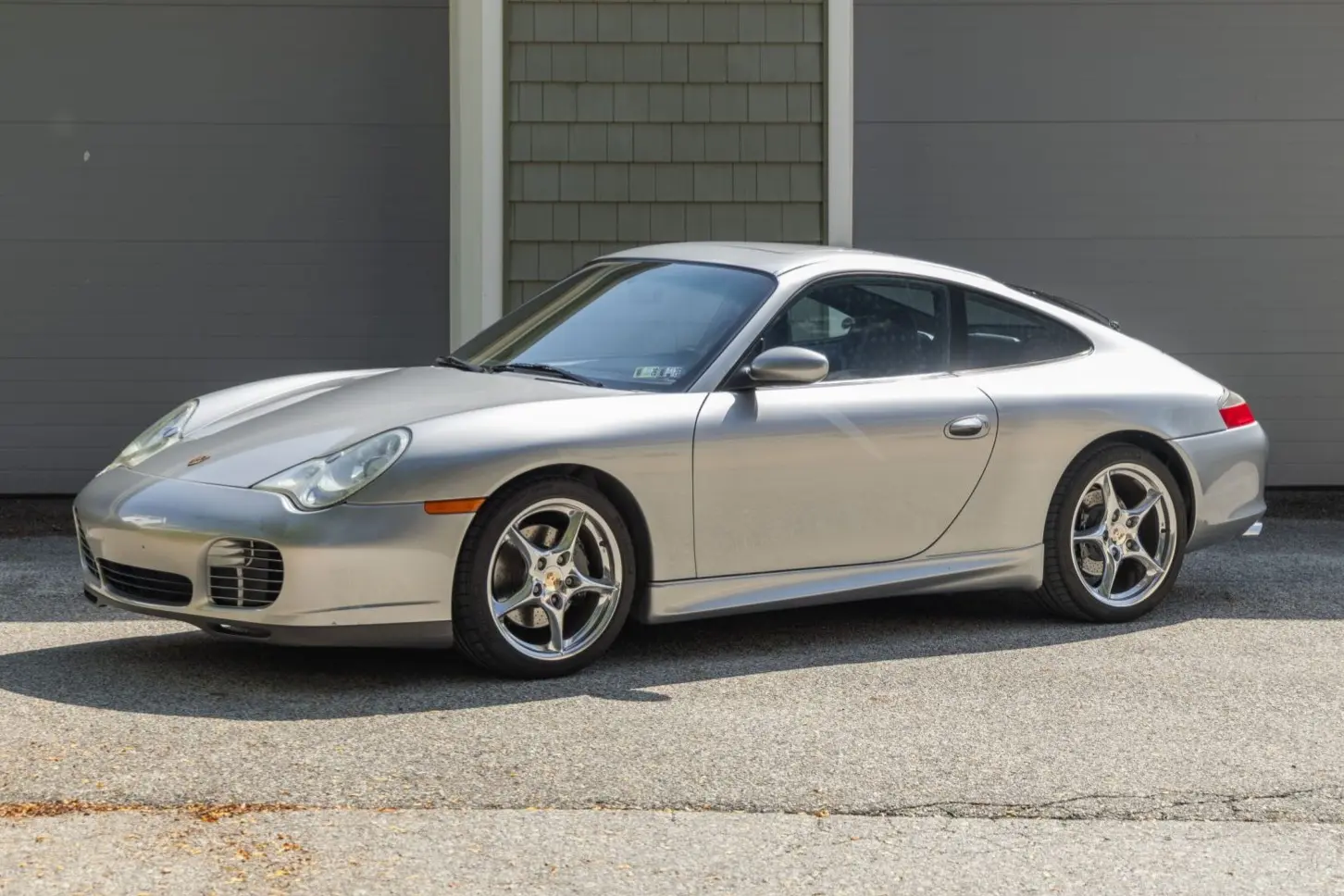 2004 Porsche 911 Carrera