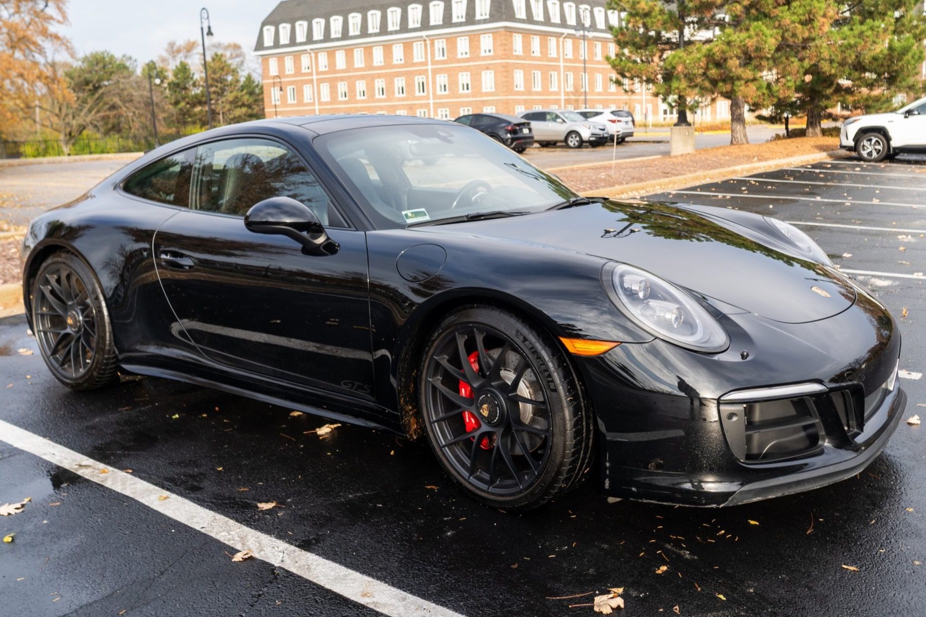 2018 Porsche 911 Carrera 4 GTS