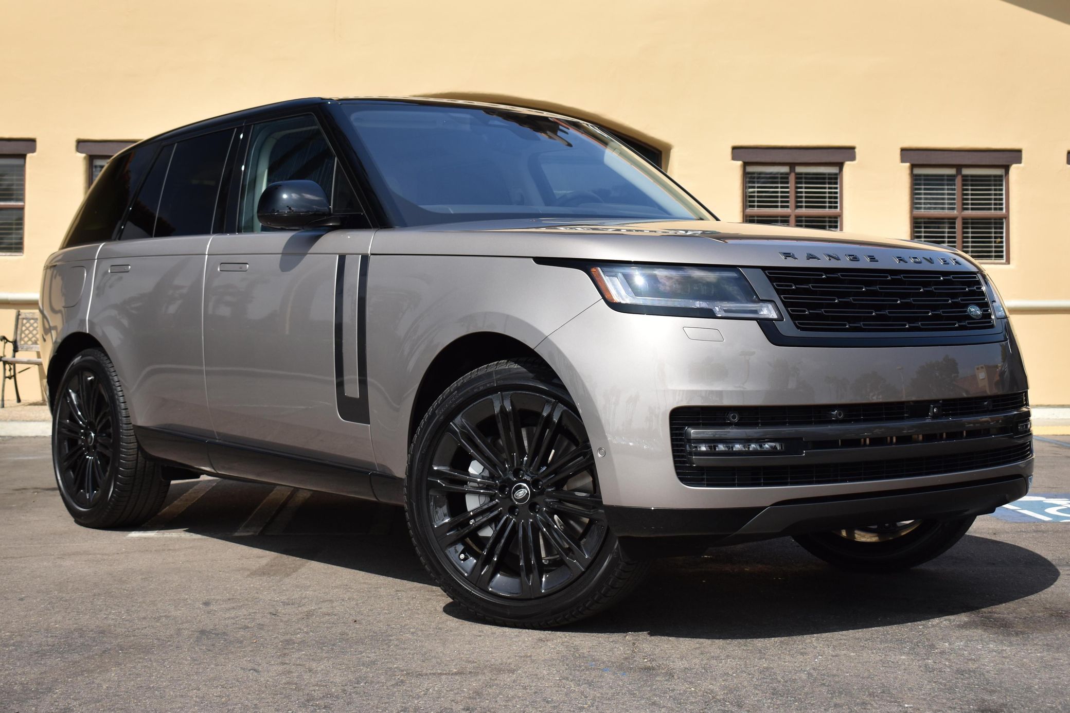 2023 Land Rover Range Rover