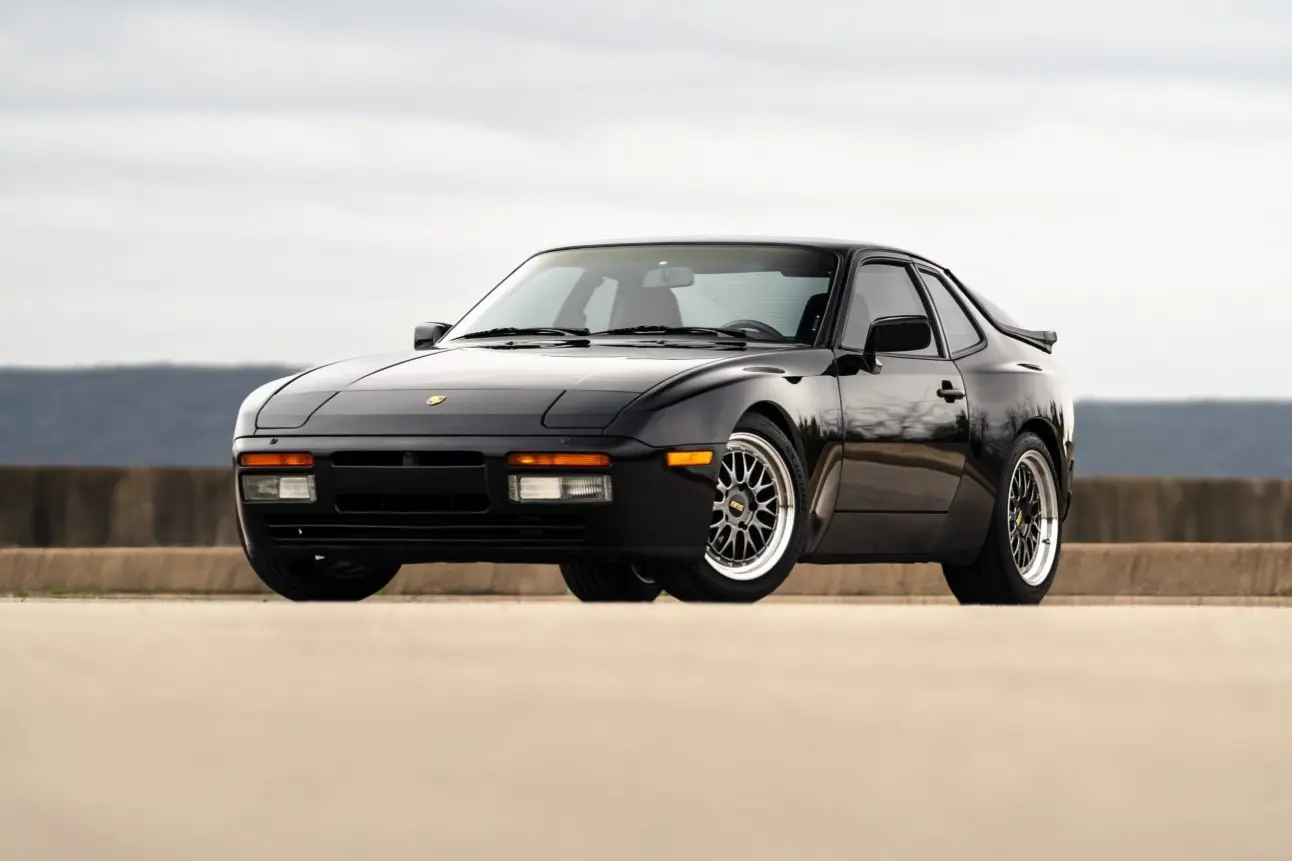 1986 Porsche 944 Turbo