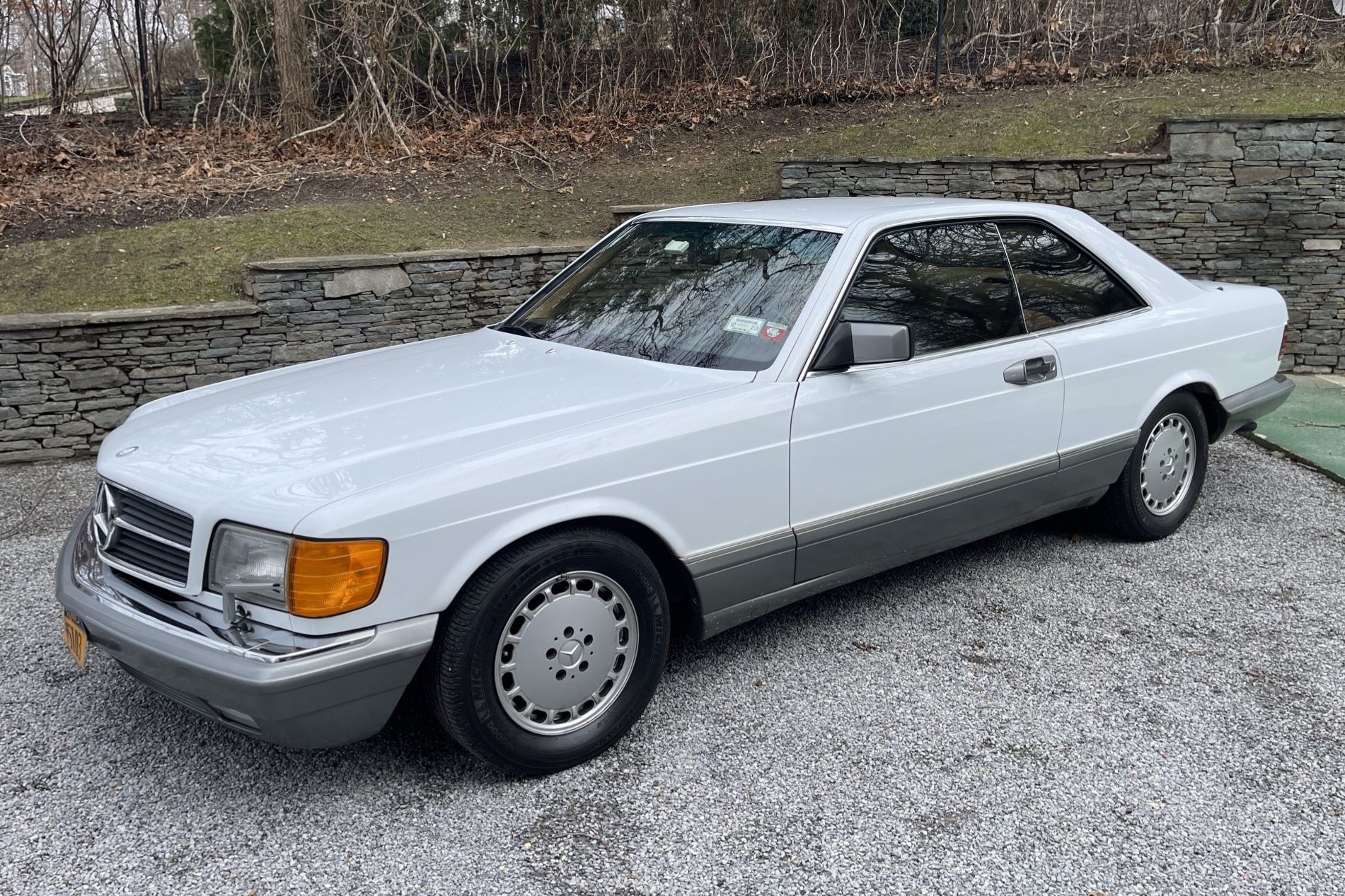 1988 Mercedes-Benz SL-Class 560SL