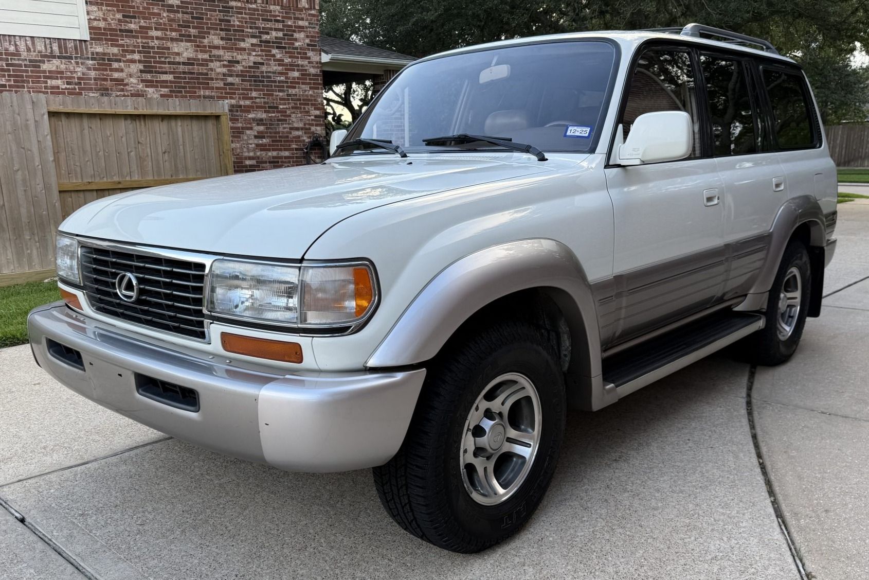 1997 Lexus LX