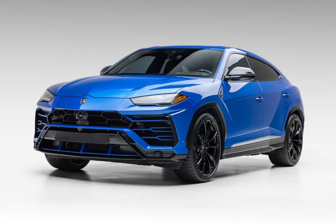 Lamborghini Urus, sold May 2026