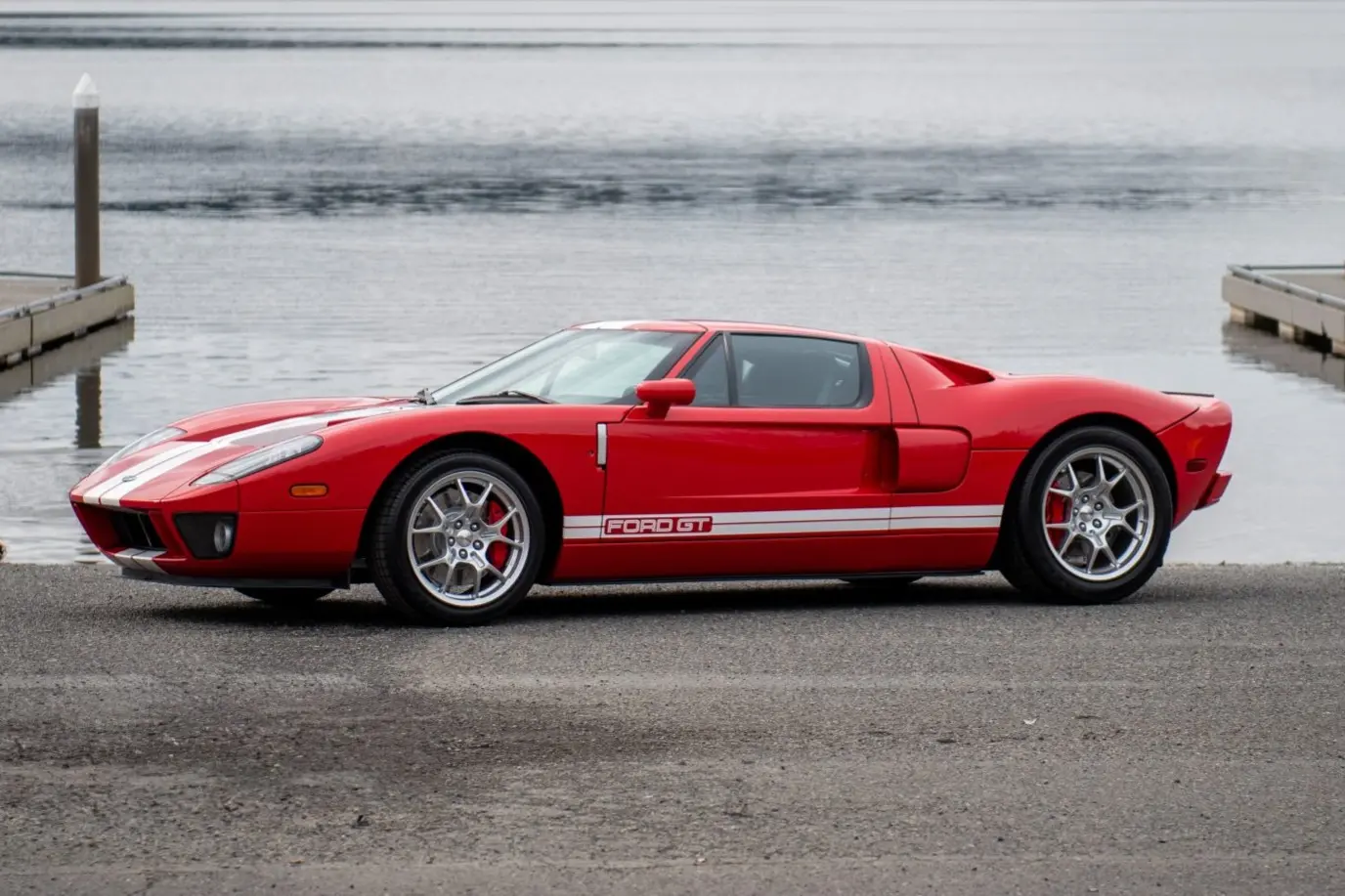 2005 Ford GT
