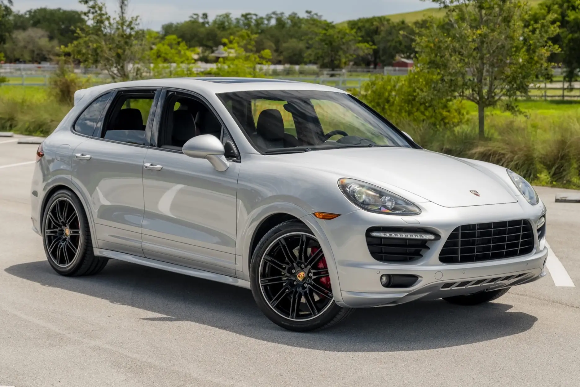 2013 Porsche Cayenne GTS