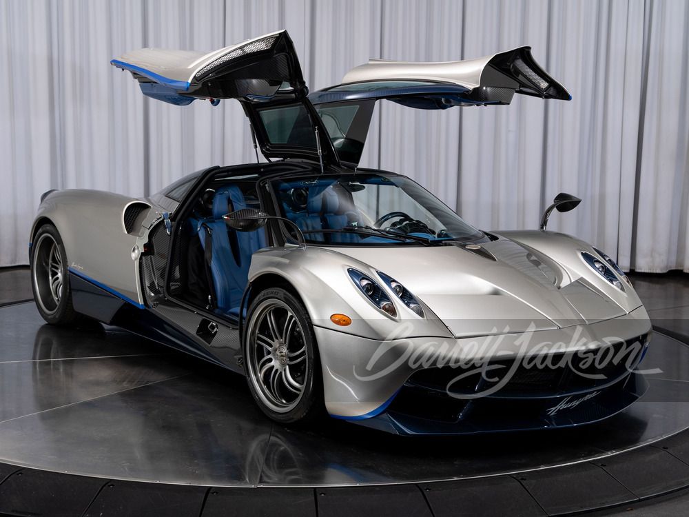2016 Pagani Huayra Tempesta Scozia, sold Apr 2026