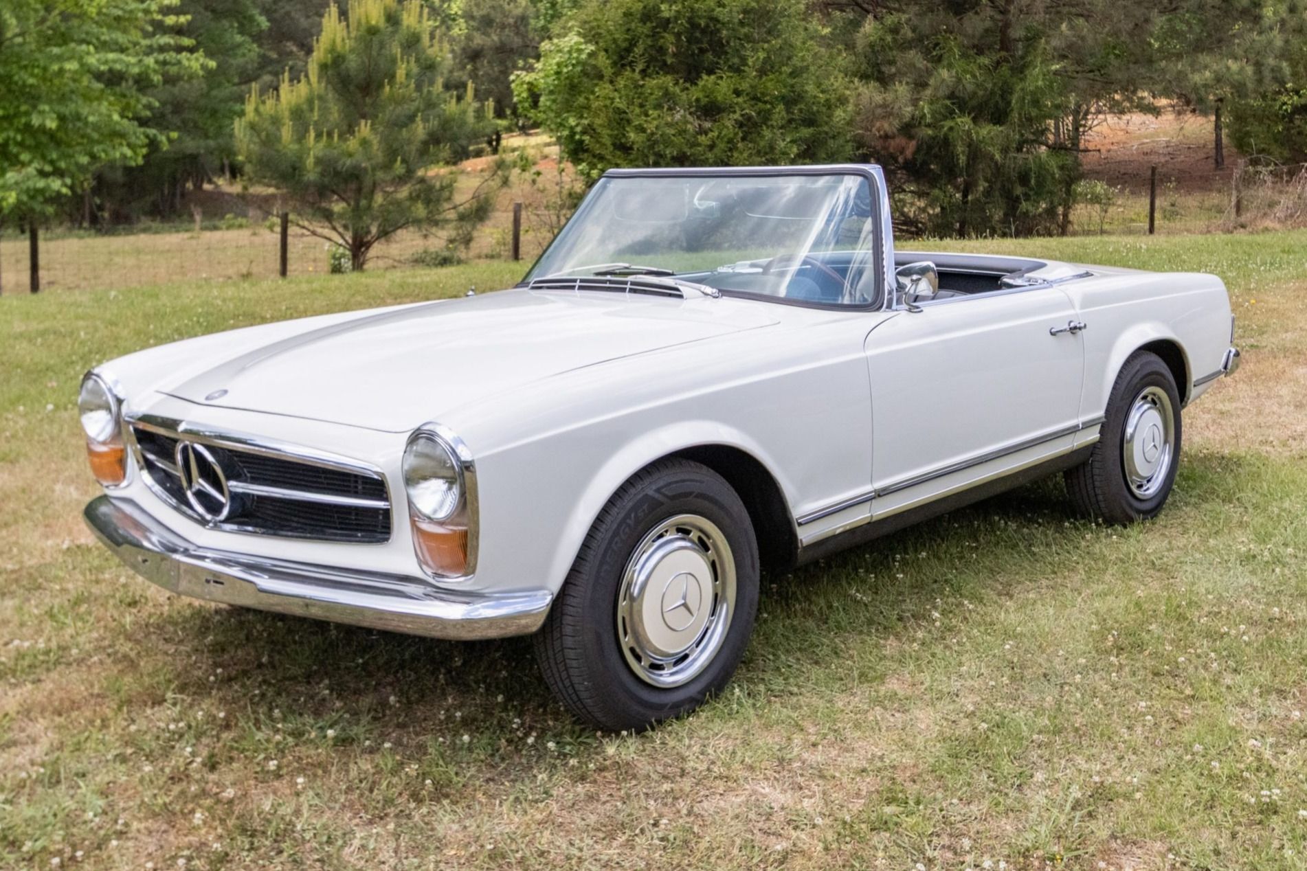 1963 Mercedes-Benz SL-Class 230SL Pagoda