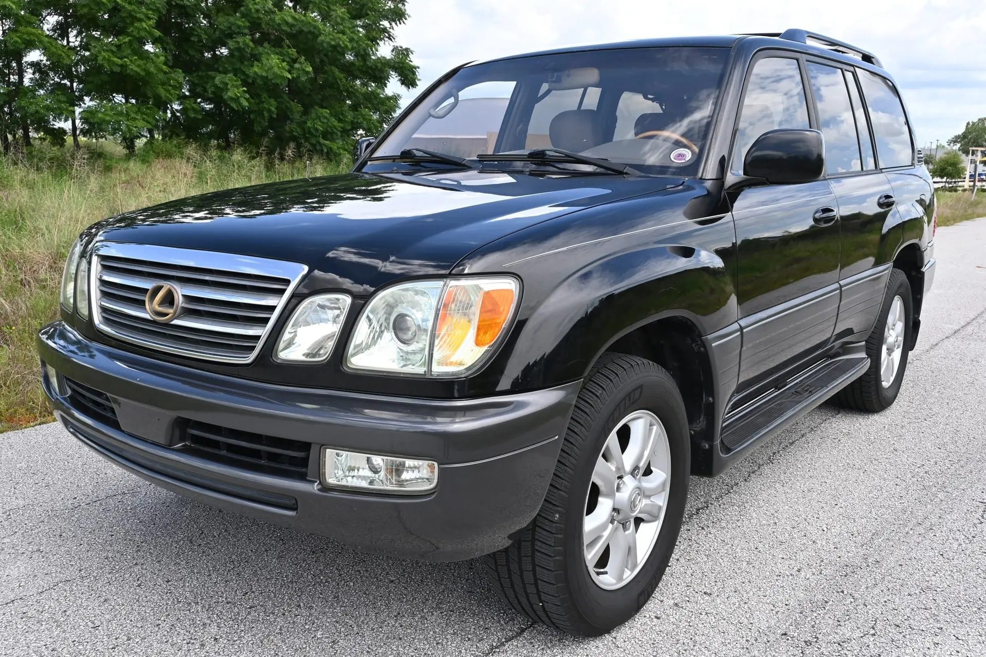 2003 Lexus LX