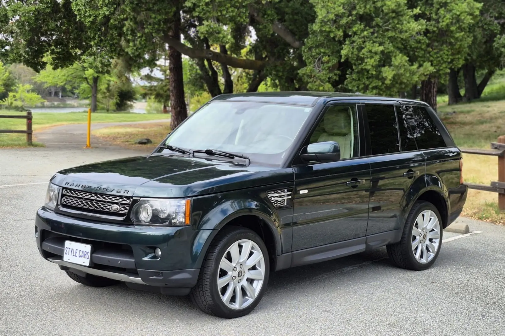 2013 Land Rover Range Rover Sport HSE LUX