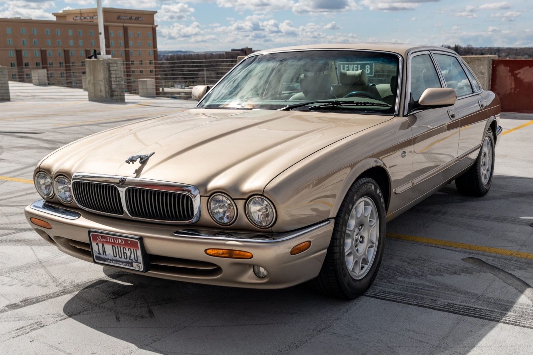 1999 Jaguar XJ
