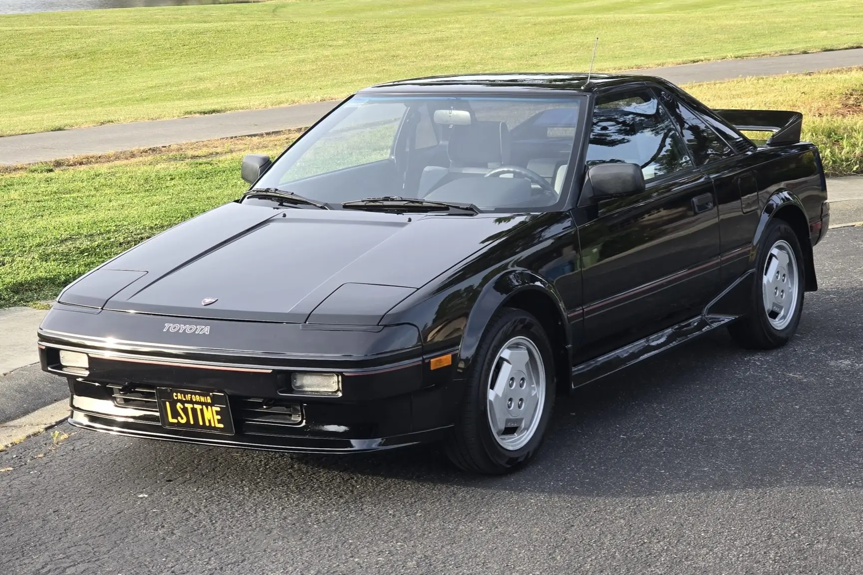 1986 Toyota MR2